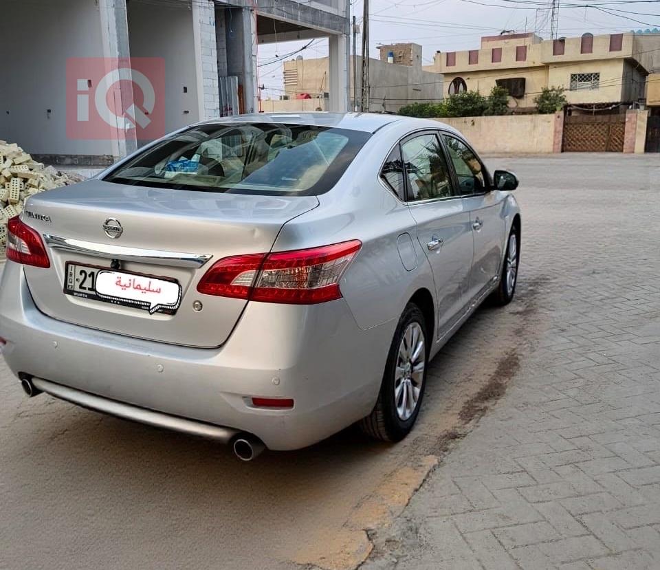 نیسان سێنترا